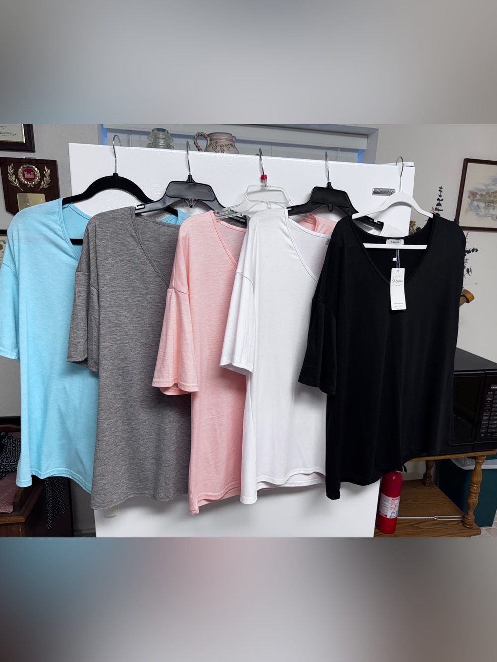 5 Sherosa Women's Black, Peach, White, Grey & Teal Short Sleeve V-Neck Tee